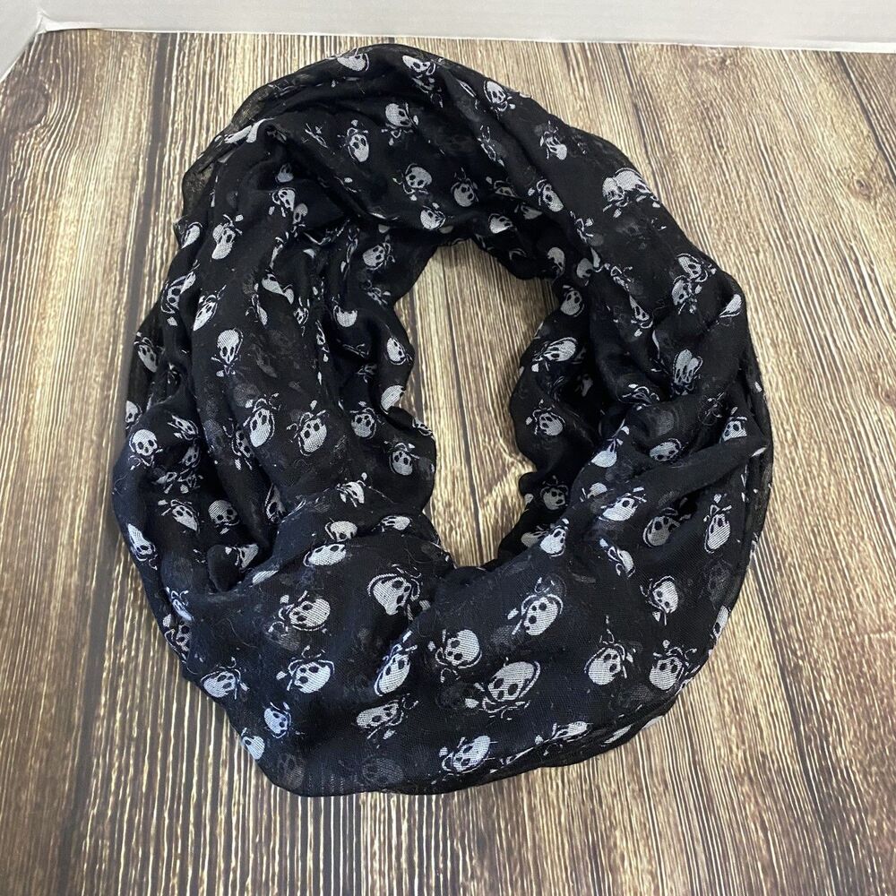 Womens Skull Print Infinity Scarf Black/White Gauzy Woven Lightweight